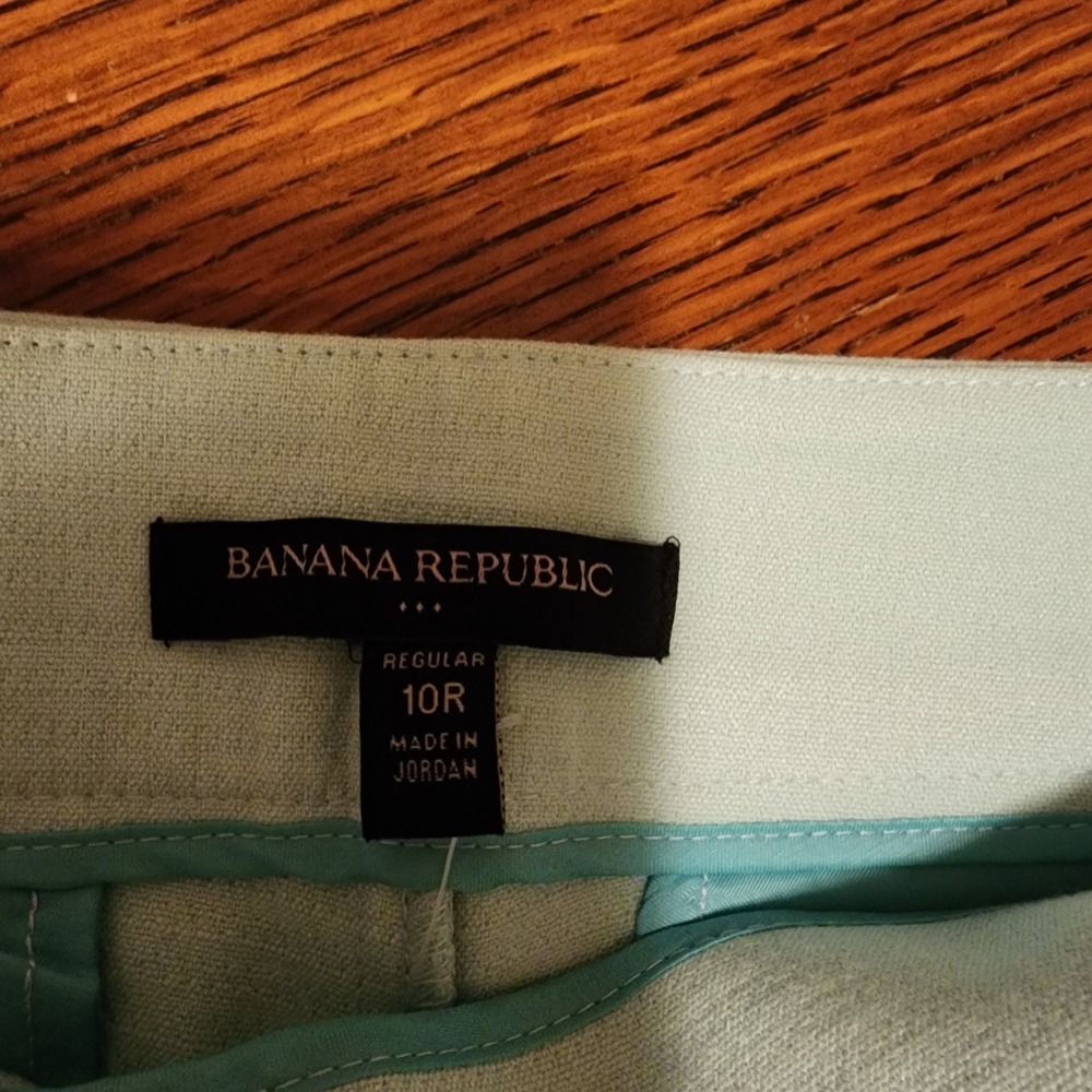 Banana Republic Shorts Women's 10 Mint Green Flat Front Pockets Side Zip Resort - Picture 2 of 8